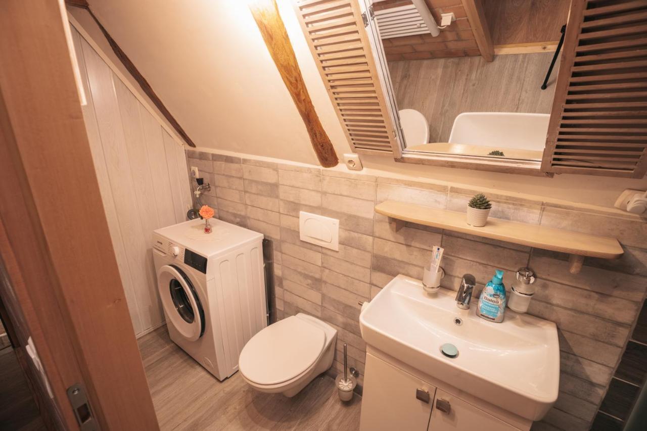 Apartmani Etno Kuca Pod Okicem 사모볼 외부 사진